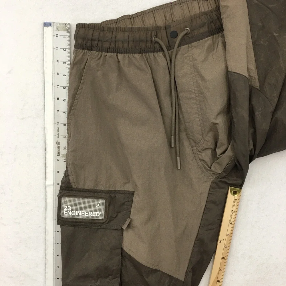 Jordan 23 Engineered Mens Brown Nylon Cargo Track Pants Medium CK9167-040